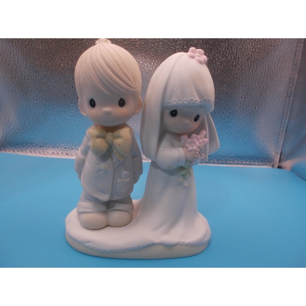 Precious Moments The Lord Bless You And Keep You Wedding Figurine E-3114 Boxed